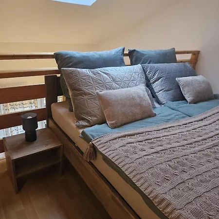 Apartamento Pod Strechou Kysúc Oscadnica